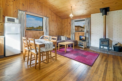 Blackwood Park Cottages image 4