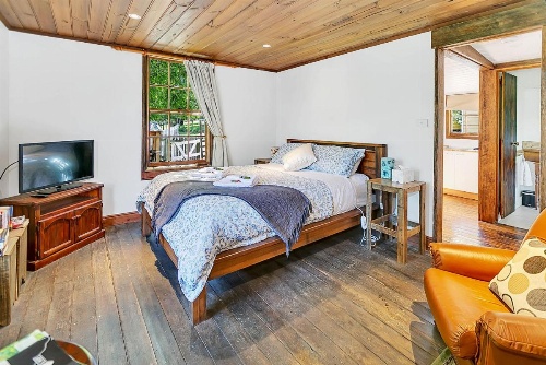 Blackwood Park Cottages image 9